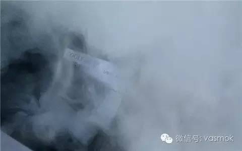 【蒸汽SMOK分享】新宜康酷火4 Cool Fire IV TC 18650电子烟套装测评